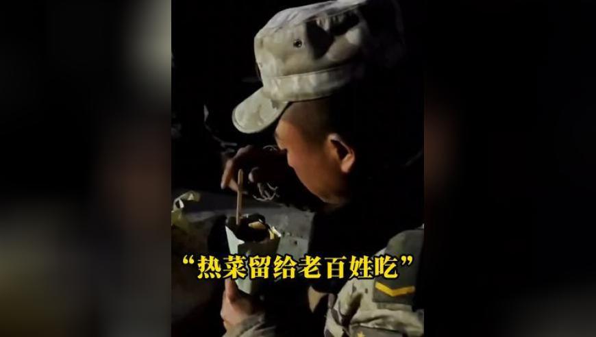 118圖庫(kù)彩圖老跑狗118cc,逃犯強(qiáng)行闖卡沖撞警方_輕量版V10.67